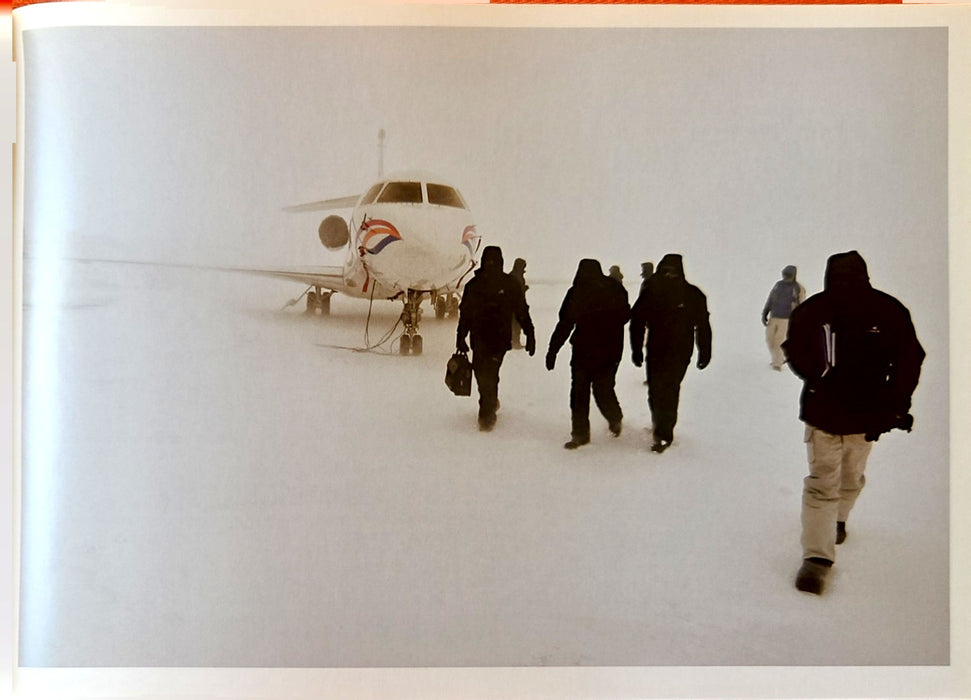 Beniada Feldzer - Falcon 7X (2010)(print)